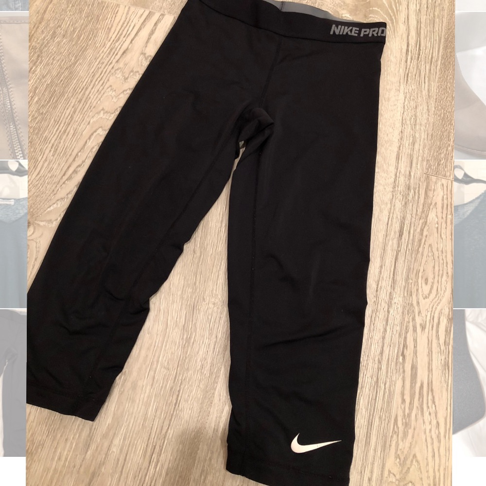 Nike pro dry fit cropped leggings
